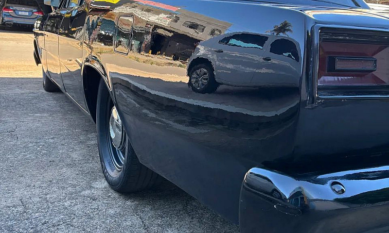 Ford Galaxie 500 4.8...