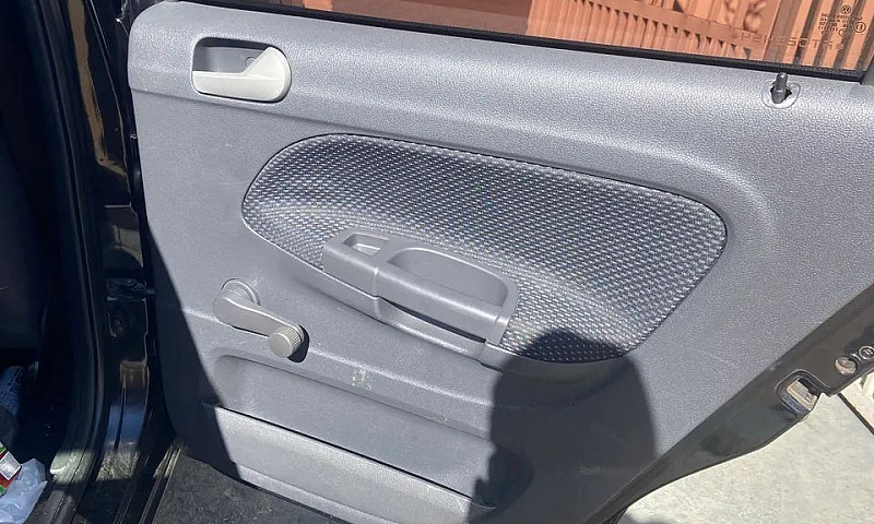 Volkswagen Gol Geraç...