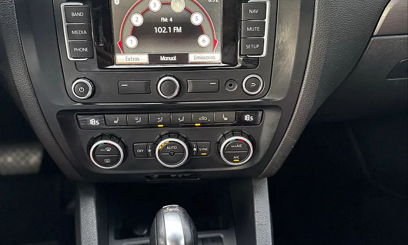 Volkswagen Jetta Hig...