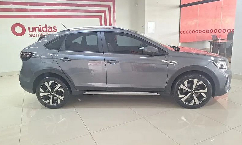 Volkswagen Nivus Hig...