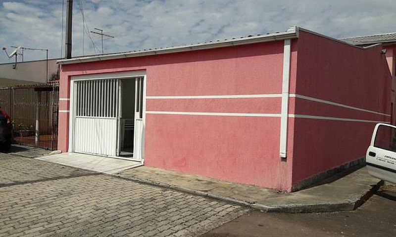 Casa No Xaxim Em Con...