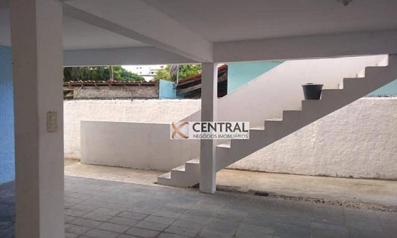 Casa Com 3 Dormitóri...