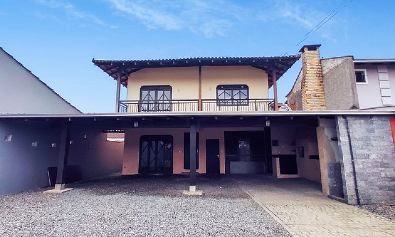Casa Residencial Com...