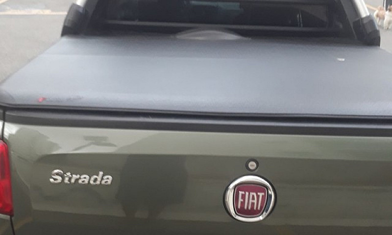 Fiat Strada Adventur...