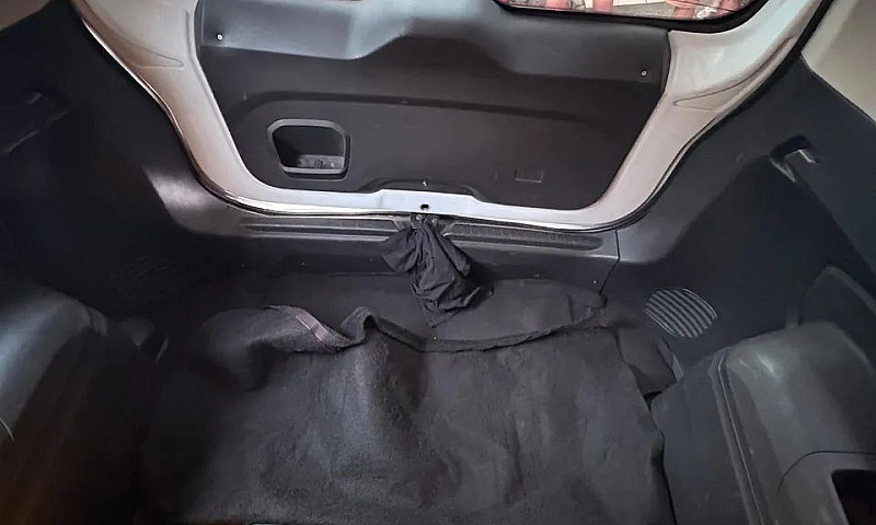 Chevrolet Spin Advan...