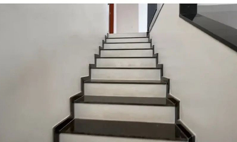 Casa No Residencial ...