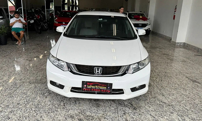 Honda Civic 2.0 Pouq...