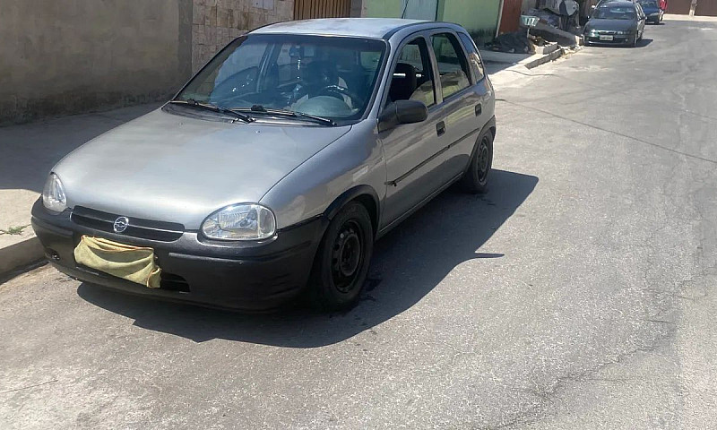 Chevrolet Corsa Supe...