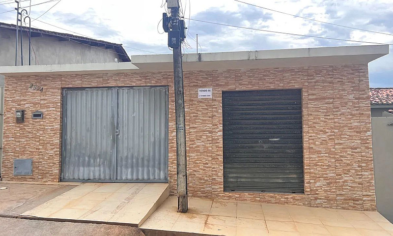 Casa À Venda ...