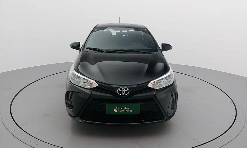 Toyota Yaris 2023 1....