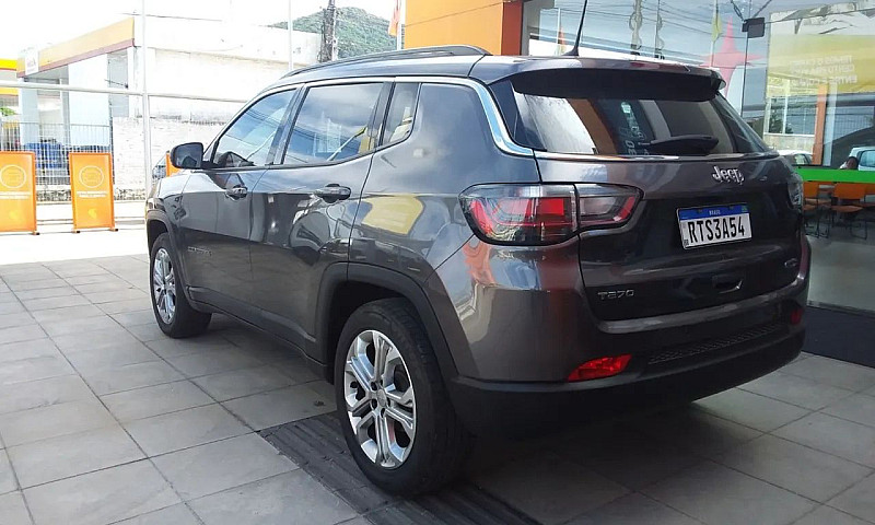 Jeep Compass 2022 1....