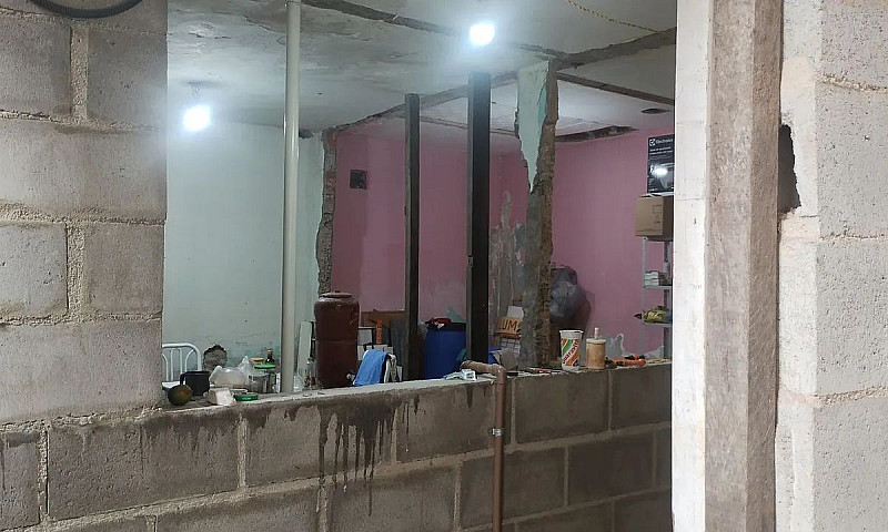 Casa De Frente Pra R...