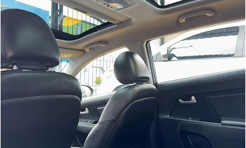 Kia Motors Sportage ...