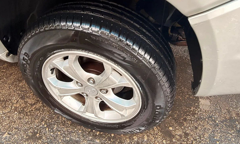 Hyundai Tucson 2.0 1...