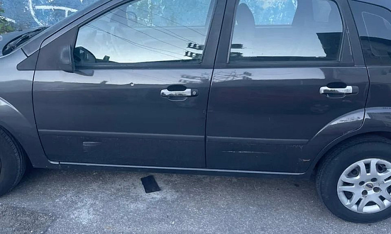Ford Fiesta Street/ ...