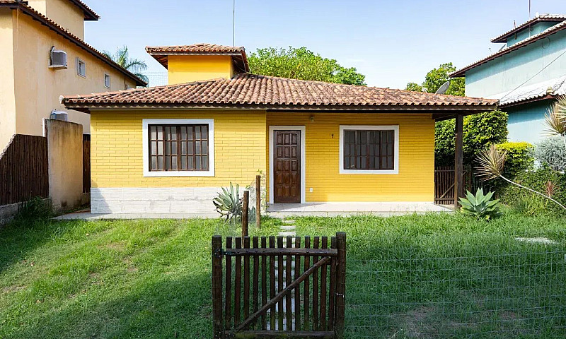 À Venda Casa Com 3 Q...