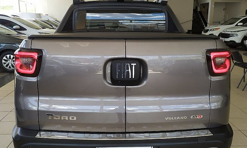 Fiat Toro Volcano 2....