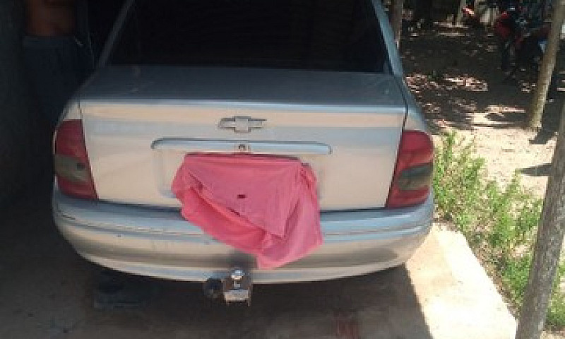 Vendo Se Corsa Sedan...