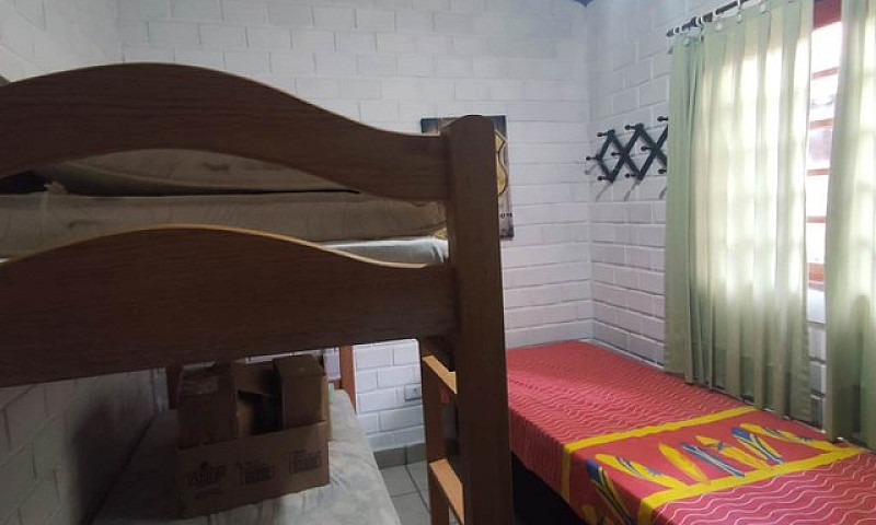 Casa Térrea Com 3 Qu...