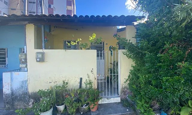 Casa Em Bairro Do Hi...