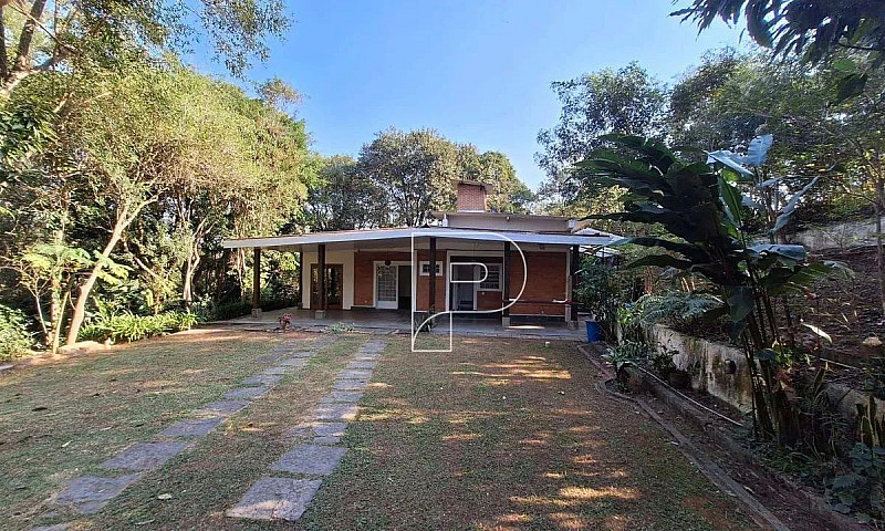Casa Com 3 Dormitóri...