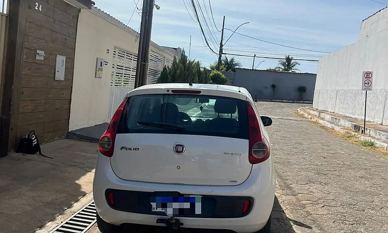 Fiat Palio Attractiv...