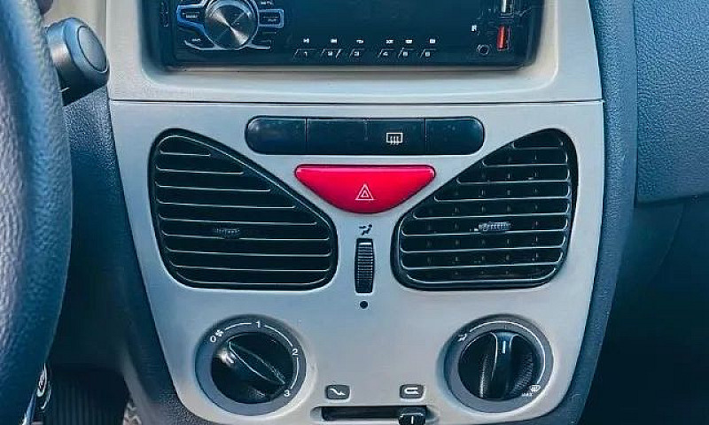 Fiat Palio 1.0 Econo...