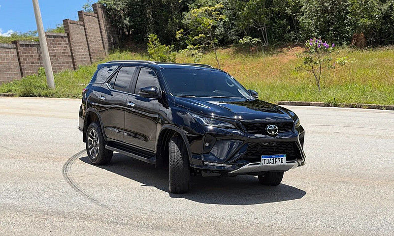 Toyota Hilux Sw4 Srx...