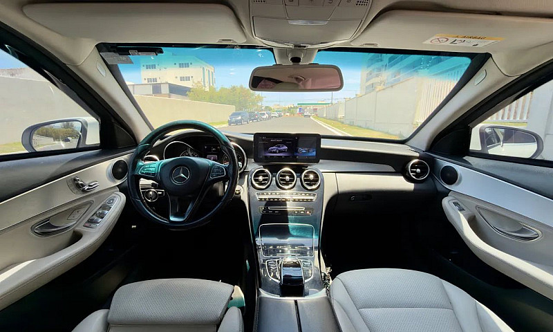 Mercedes-Benz C-200 ...