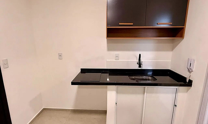 Studio Mobiliado Par...