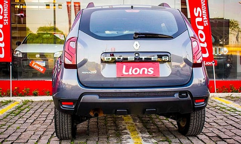 Renault Duster Expre...
