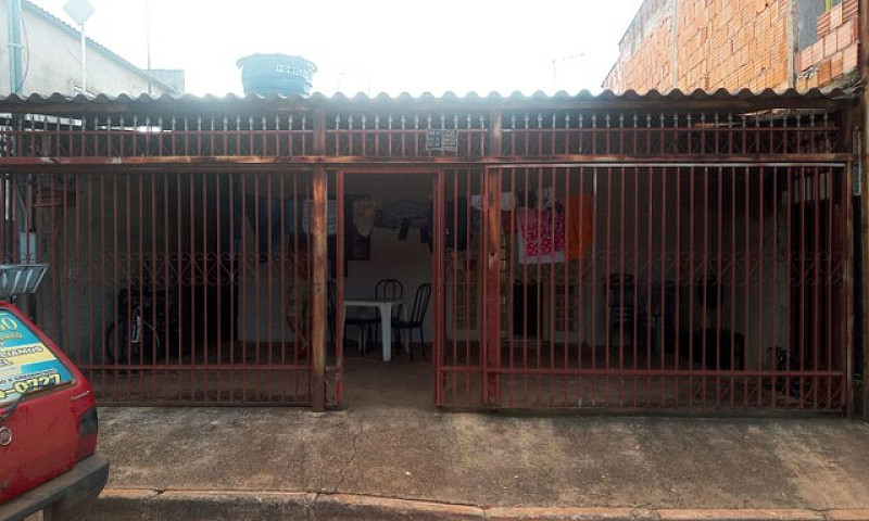Jg Vende Casa 03 Qts...