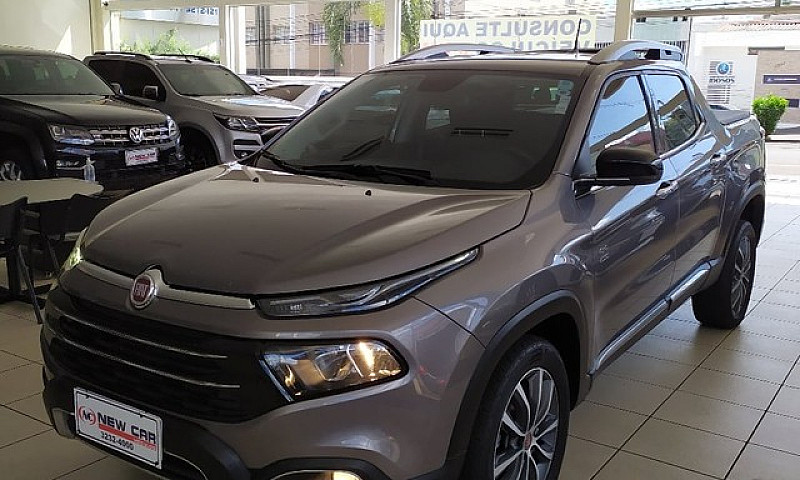 Fiat Toro Volcano 2....
