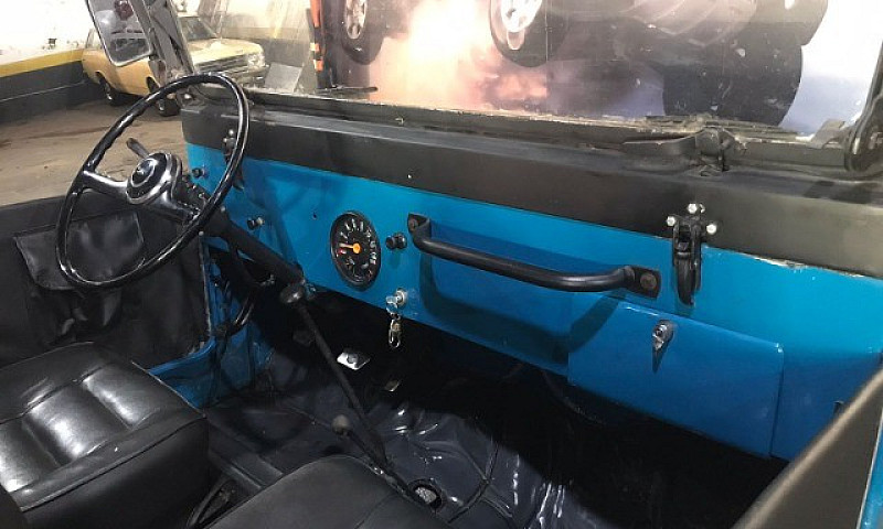 Willys 4Cc 1980...