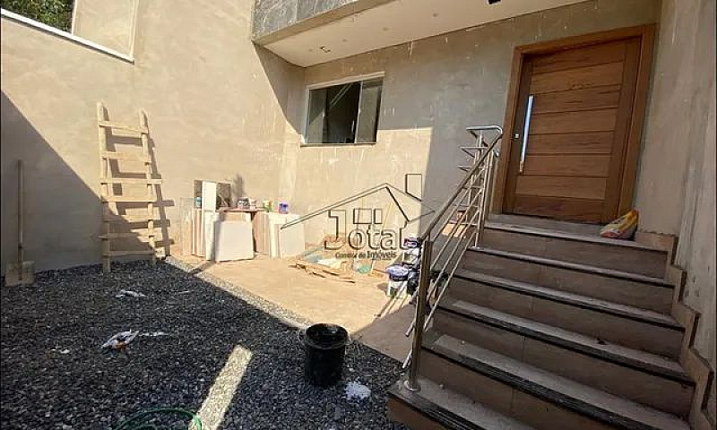 Casa De 120 M² De Ár...