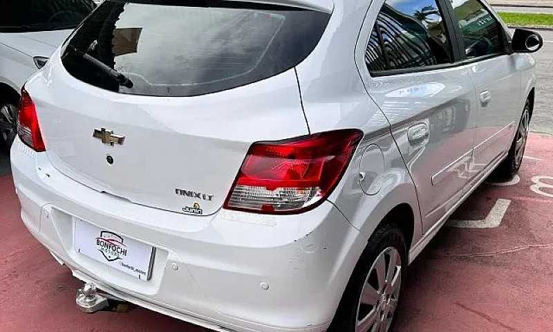 Onix Ls 1.0 Hatch 20...