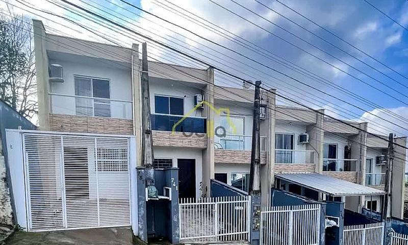 Sobrado Geminado Mob...