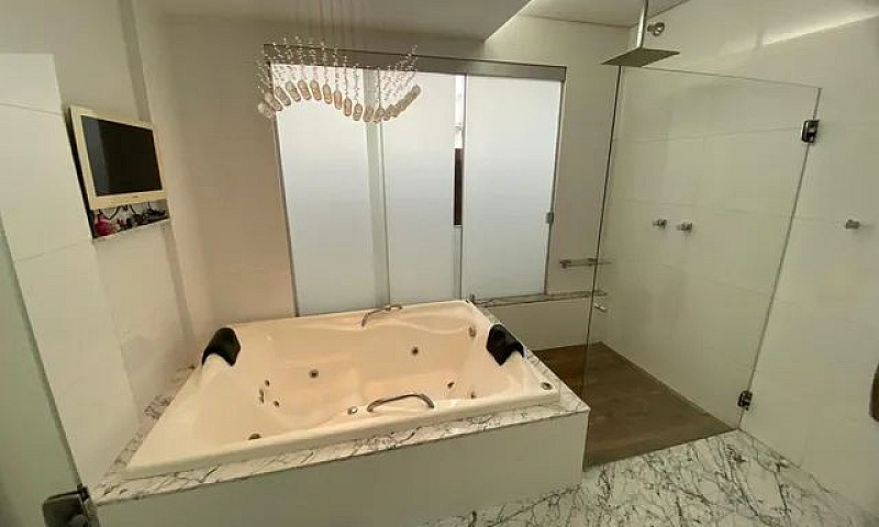 Alugo Casa Mansão No...