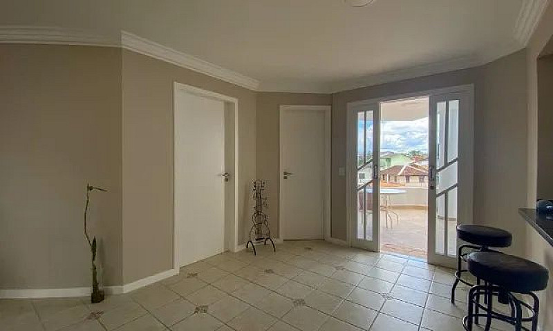 Casa 4 Quartos...