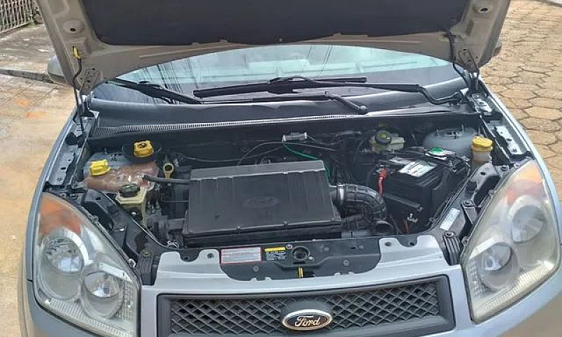 Ford Fiesta Hatch 1....