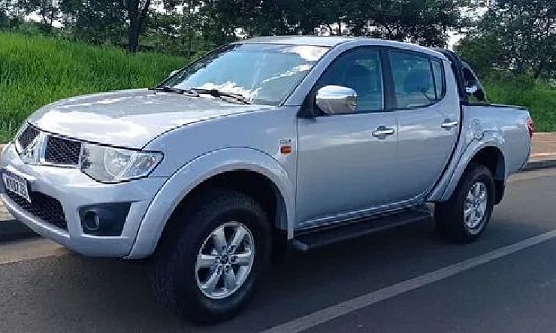 L200 Triton Automáti...