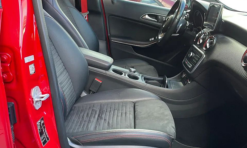 Mercedes-Benz Classe...