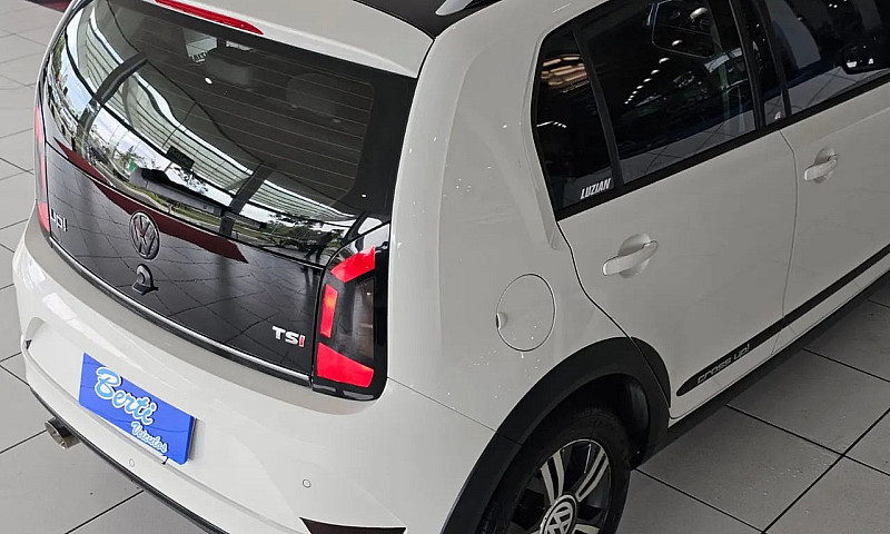 Volkswagen Up! Cross...