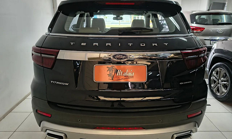 Ford Territory Titan...