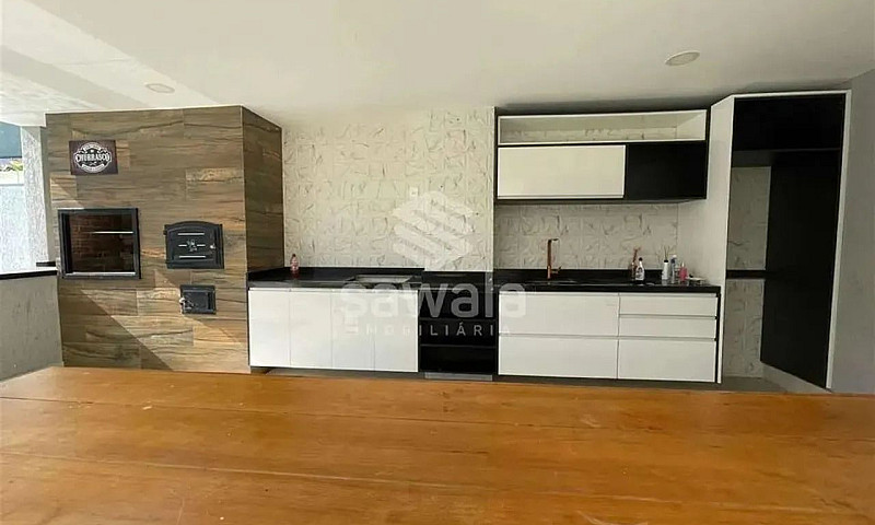 Casa À Venda Com 680...