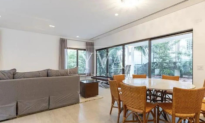 Casa Em Condomínio P...