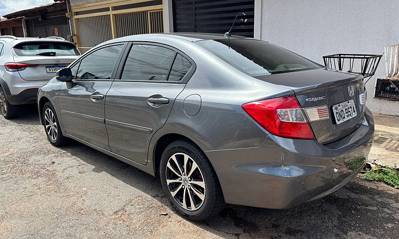 Honda Civic Sedan Lx...