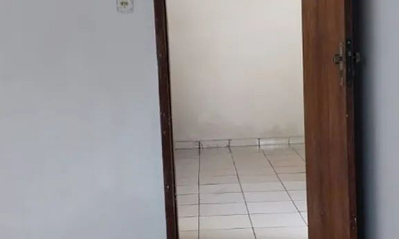 Aluga-Se Casa ...