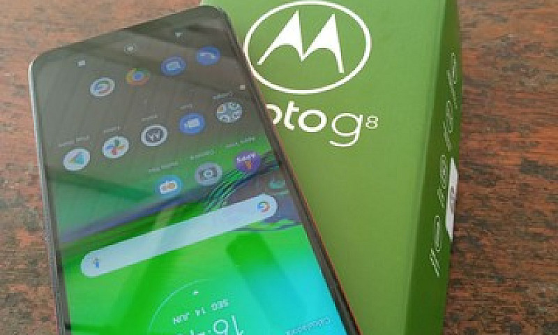 Vendo Moto G8 Play T...