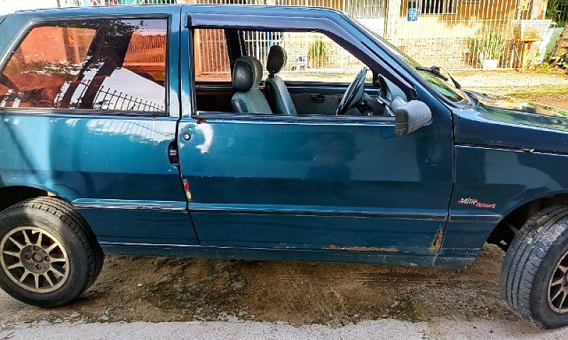 Fiat Uno ...